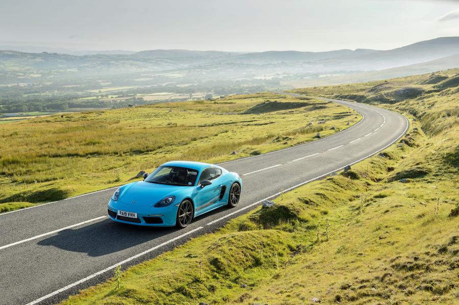  Porsche 718 Cayman T (982C) 2019 года  (UK) (фото 38 из 40)